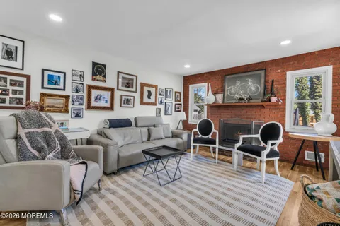 $6,875 | 19 Lennox Avenue, Rumson, NJ 07760