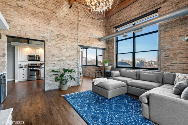 $4,000 | 1259 North Wood Street, Unit 401, Chicago, IL 60622