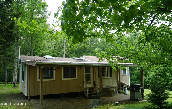 $225,777 | 127 Fern Lane, Jefferson, NY 12093