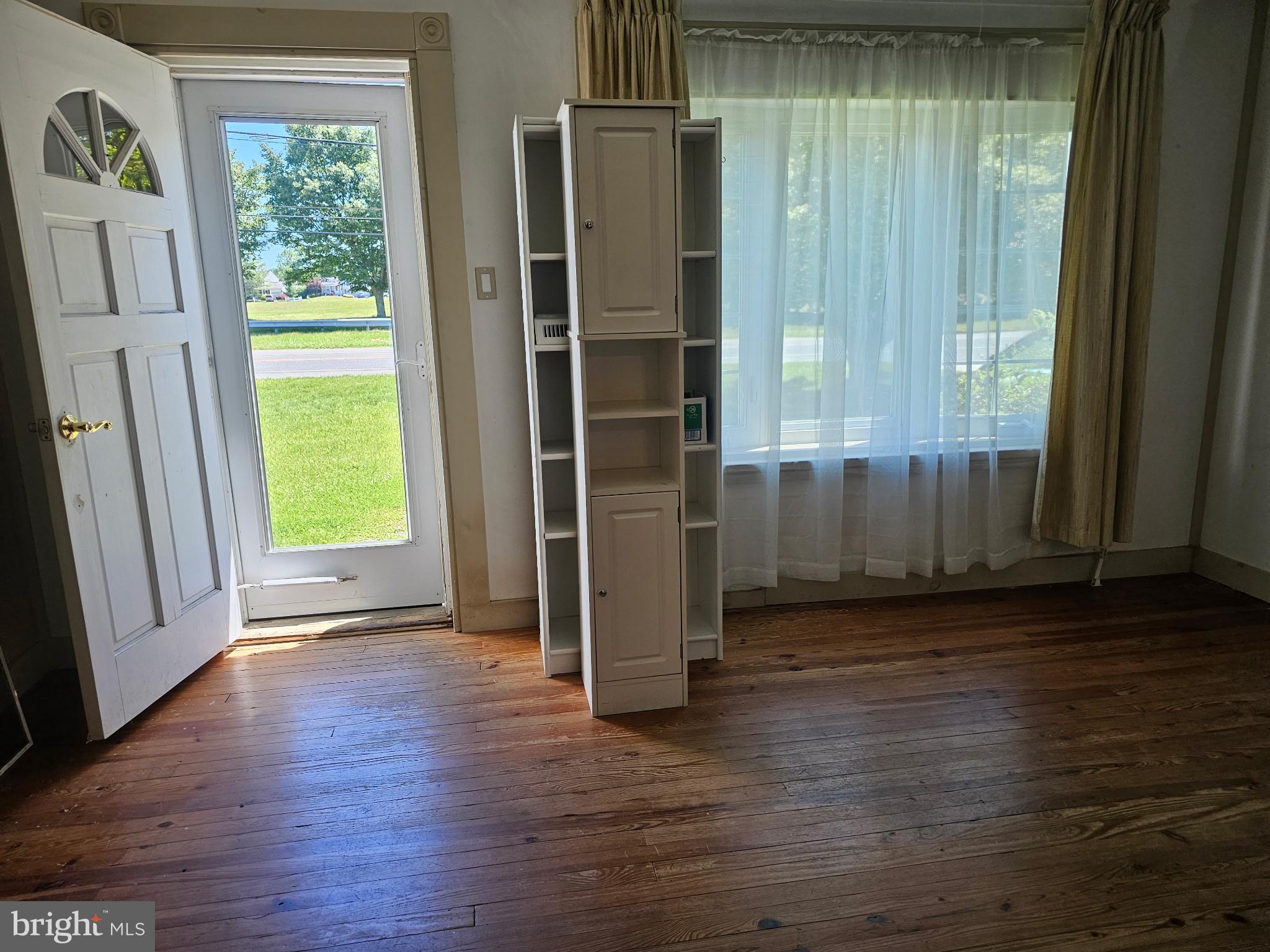 1261 North Tuckahoe Road Williamstown, NJ 08094 - Photo 4 of 16