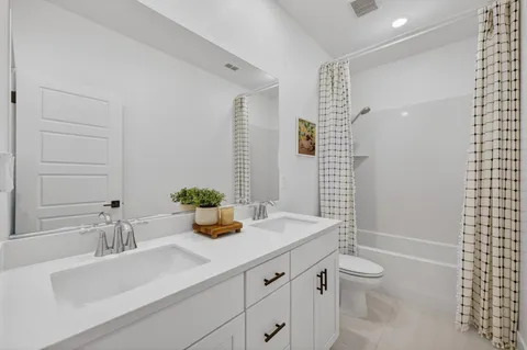 $799,000 | 5089 Marshmallow Drive, Roseville, CA 95747