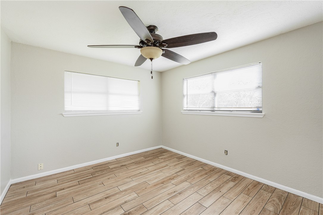 3935 Monta Drive Robstown, TX 78380 - Photo 12 of 34