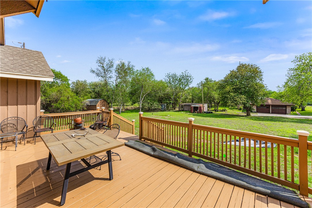 3935 Monta Drive Robstown, TX 78380 - Photo 3 of 34