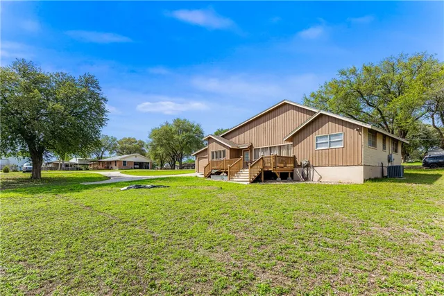 $2,500 | 3935 Monta Drive, Robstown, TX 78380