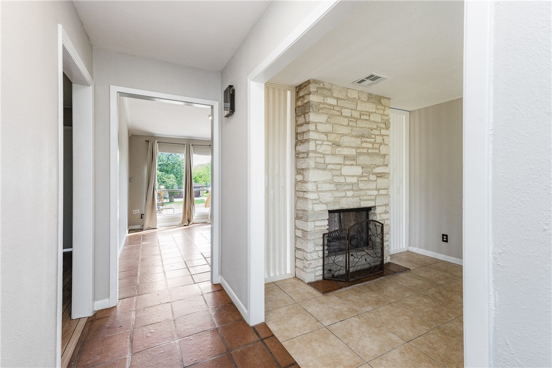 3935 Monta Drive Robstown, TX 78380 - Photo 7 of 34