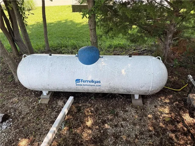 $28,000 | 122 Fawn Valley Drive, Linn Valley, KS 66040