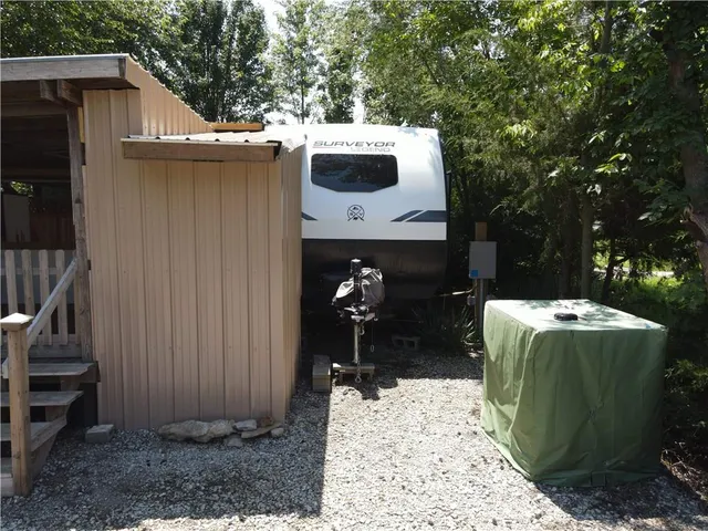 $28,000 | 122 Fawn Valley Drive, Linn Valley, KS 66040