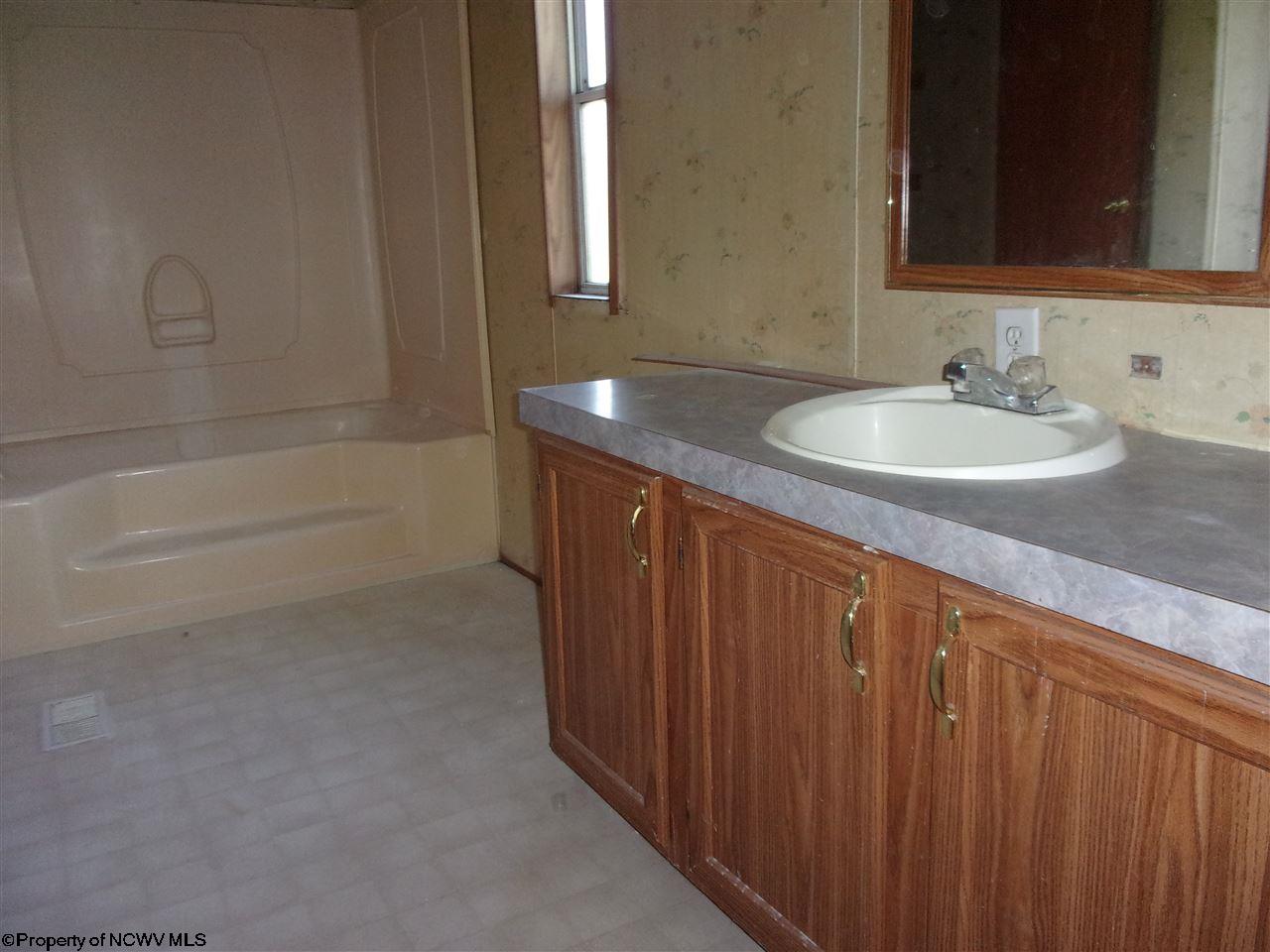 800 A Reedsville, WV 26547 - Photo 9 of 20 Gallery Image 9