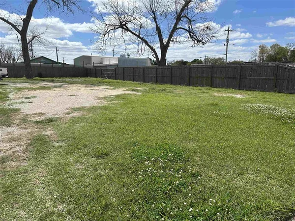 $16,700 | 806 Orange Street, Lake Charles, LA 70601