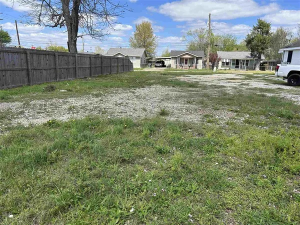 $16,700 | 806 Orange Street, Lake Charles, LA 70601