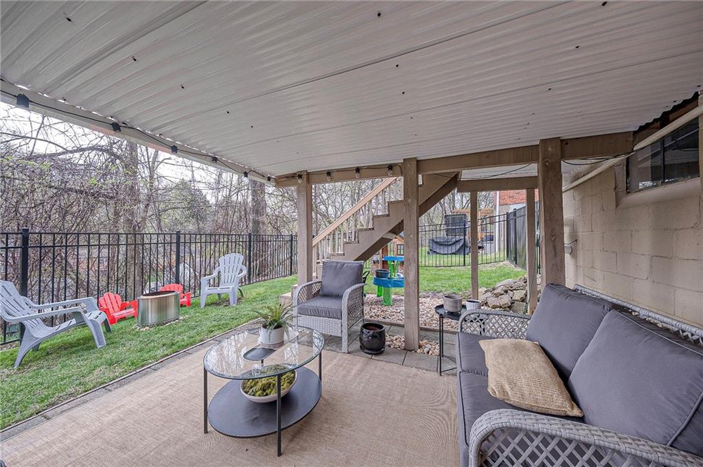 476 Haverhill Road Pittsburgh, PA 15228 - Photo 31 of 36 a garden with furniture and garden view