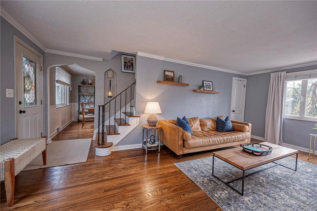476 Haverhill Road Pittsburgh, PA 15228 - Photo 7 of 36 a living room with furniture and a table