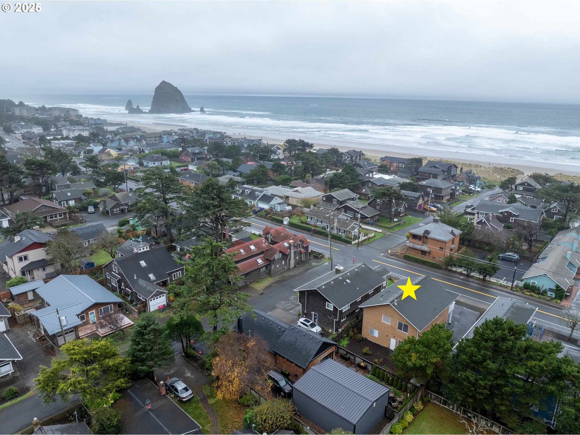 663 South Hemlock Street Cannon Beach, OR 97110 - Photo 1 of 27