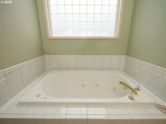 a bathroom with a bathtub