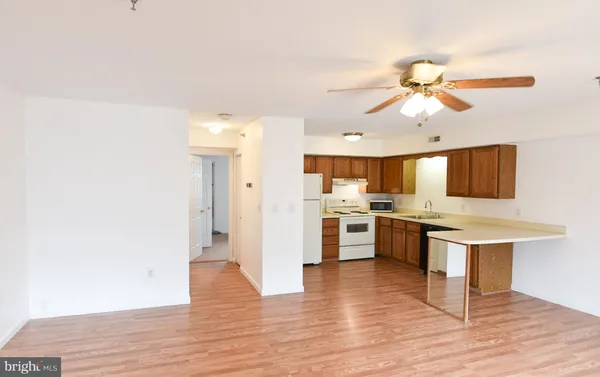 $1,800 | 14300 Jarvis Avenue, Unit A202, Ocean City, MD 21842