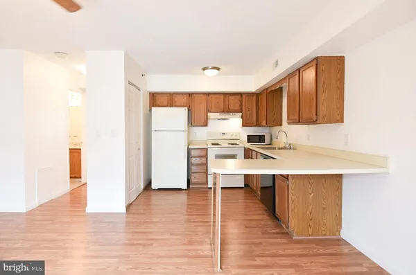 $1,800 | 14300 Jarvis Avenue, Unit A202, Ocean City, MD 21842