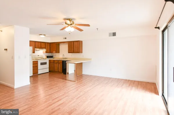 $1,800 | 14300 Jarvis Avenue, Unit A202, Ocean City, MD 21842