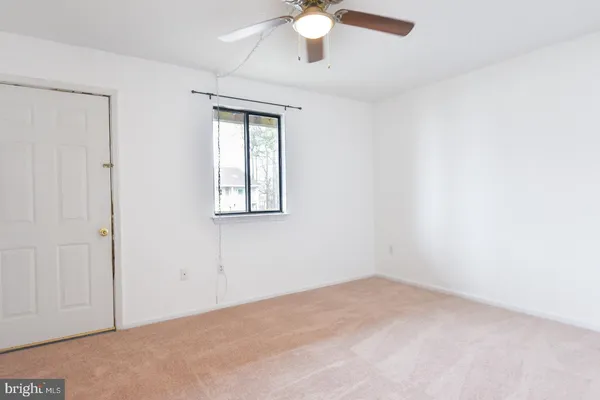 $1,800 | 14300 Jarvis Avenue, Unit A202, Ocean City, MD 21842