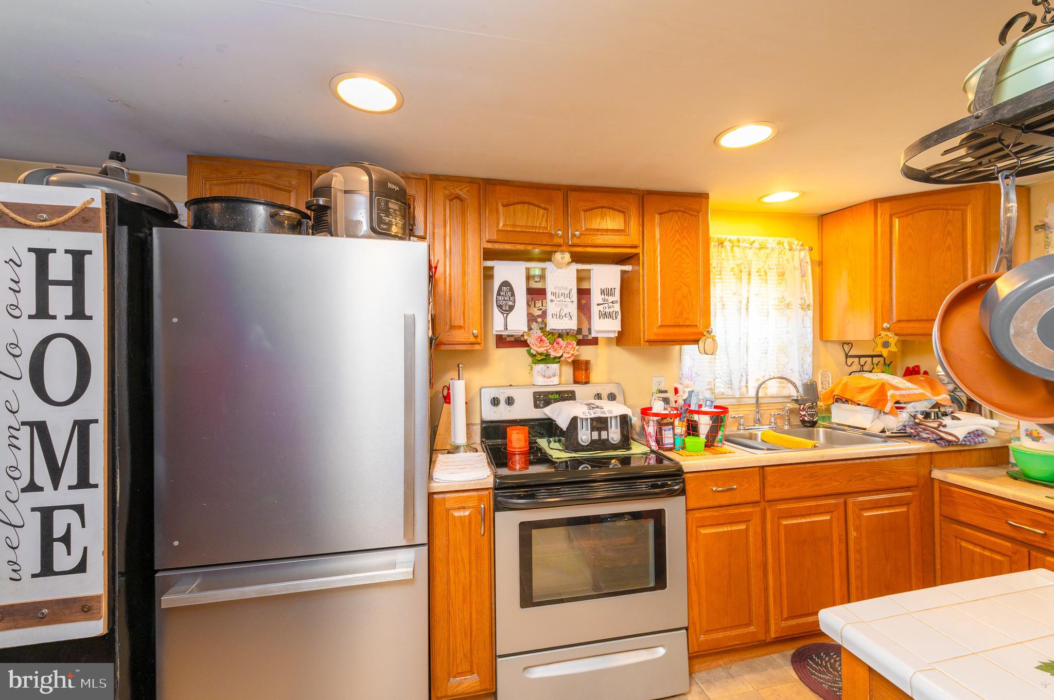 2045 Main Street Lititz, PA 17543 - Photo 3 of 33