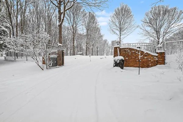 $575,000 | 4047 Wildon Court, Buchanan, MI 49107