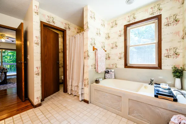 $575,000 | 4047 Wildon Court, Buchanan, MI 49107