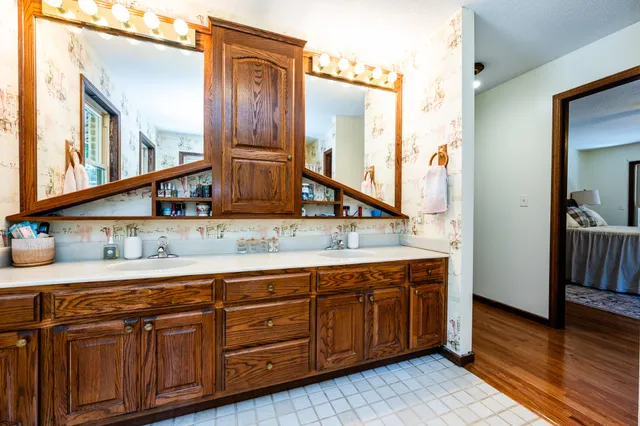 $599,900 | 4047 Wildon Court, Buchanan, MI 49107