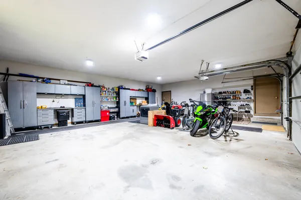 $575,000 | 4047 Wildon Court, Buchanan, MI 49107