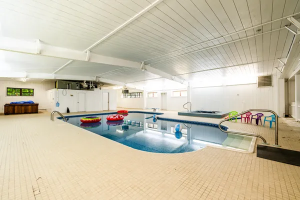 $575,000 | 4047 Wildon Court, Buchanan, MI 49107