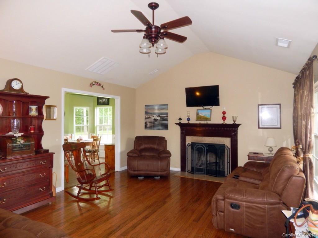2639 Gradys Ground Road McConnells, SC 29726 - Photo 4 of 20 Gallery Image 4