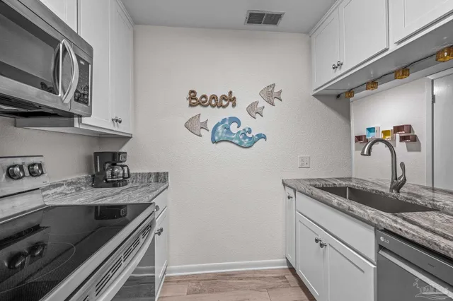 $149,900 | 300 Bayou Boulevard, Unit 113, Pensacola, FL 32503