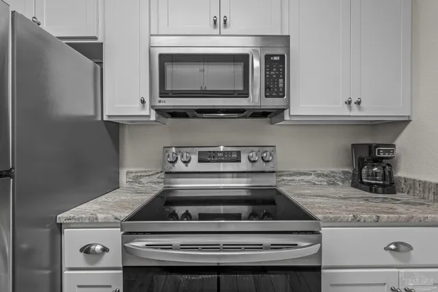 $149,900 | 300 Bayou Boulevard, Unit 113, Pensacola, FL 32503