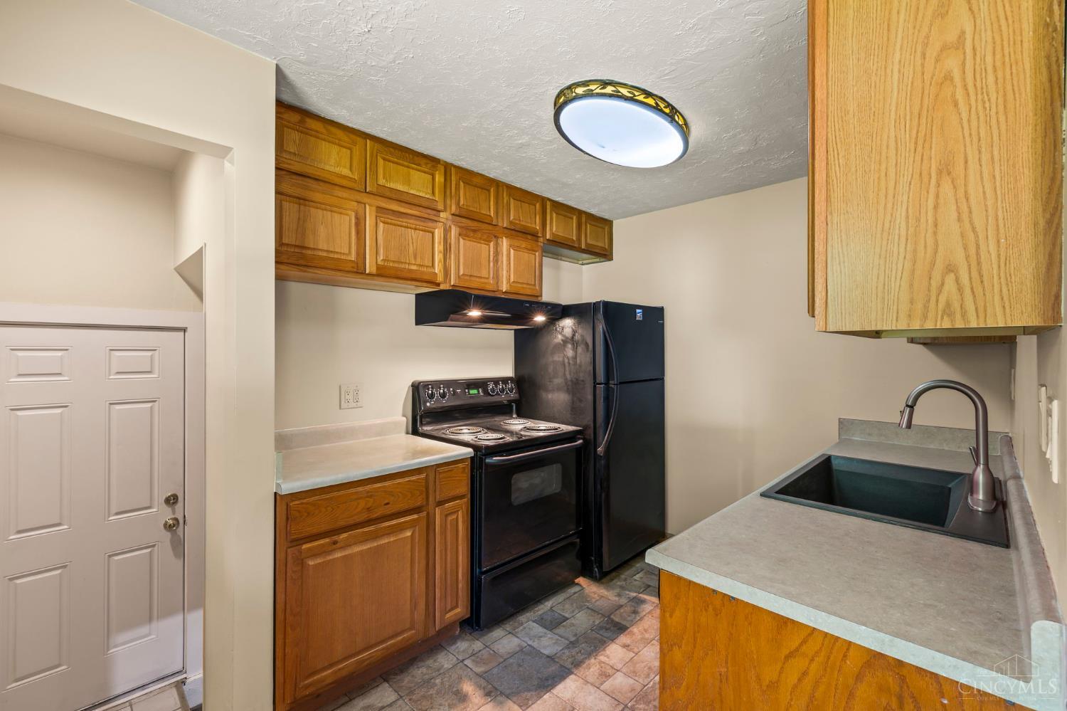 3336 Alexis Road Cincinnati, OH 45239 - Photo 21 of 41 Gallery Image 21