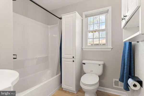 $675,000 | 9000 Forestview Drive, Manassas, VA 20112