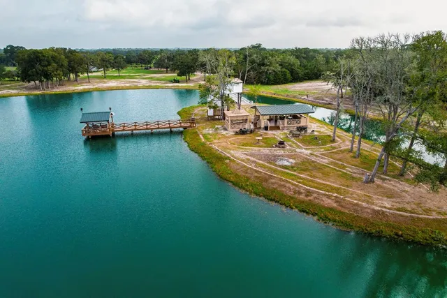 $18,500,000 | 1331 East Parker Road, Muldoon, TX 78949