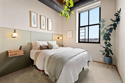 $265,000 | 289 5th Street East, Unit 305, St. Paul, MN 55101