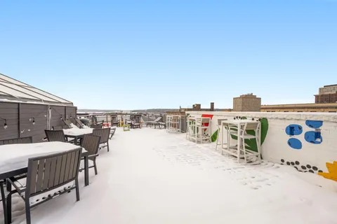 $265,000 | 289 5th Street East, Unit 305, St. Paul, MN 55101