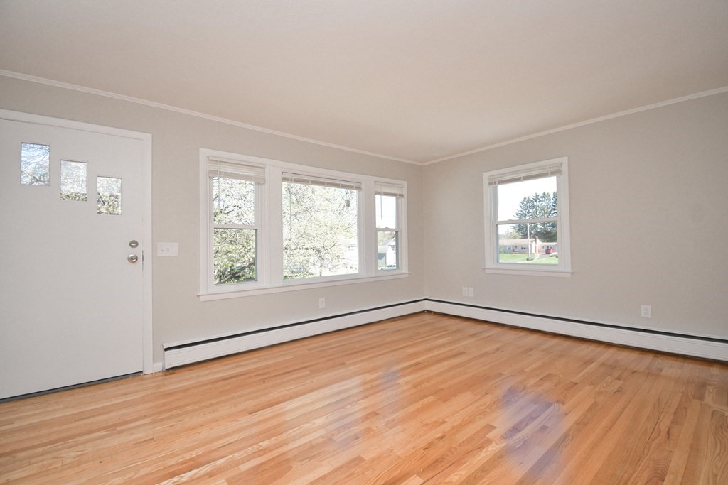 47 Pynchon Road Holyoke, MA 01040 - Photo 13 of 38 Gallery Image 13