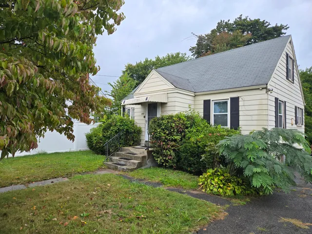 $132,925 | 642 Silver Lane, East Hartford, CT 06118