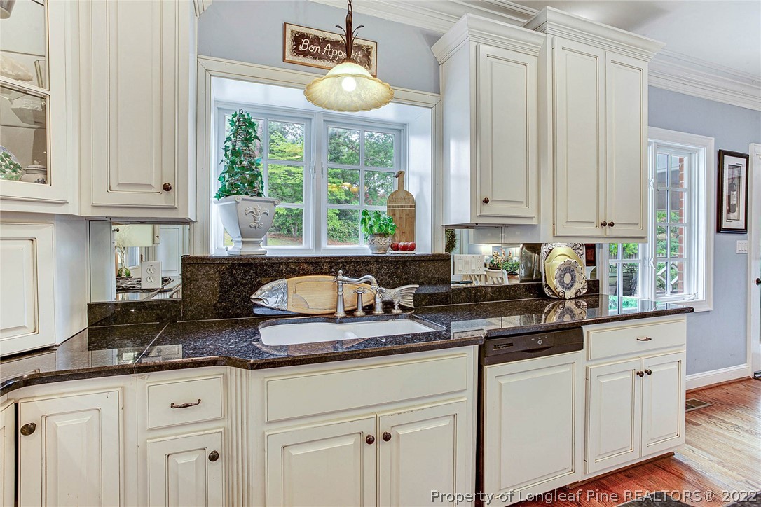 510 Valley Road Fayetteville, NC 28305 - Photo 14 of 50 Gallery Image 14