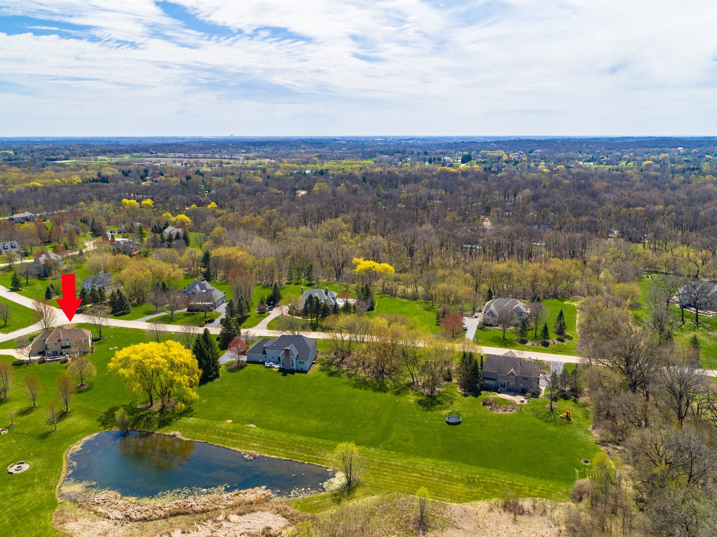6N734 Henricksen Road St. Charles, IL 60175 - Photo 35 of 40 a view of a city