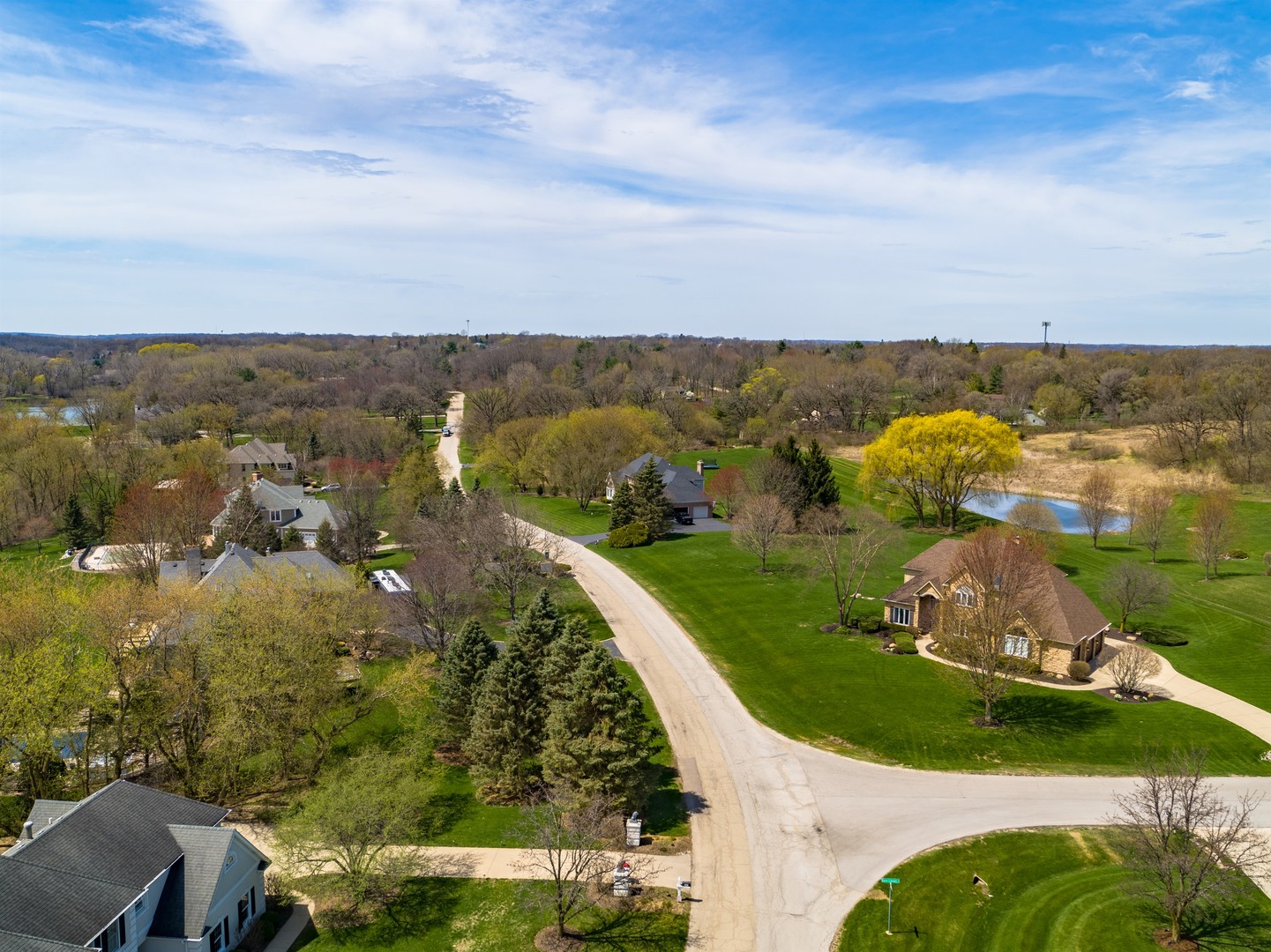 6N734 Henricksen Road St. Charles, IL 60175 - Photo 38 of 40 an aerial view of a house with a yard