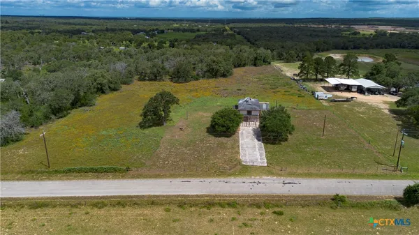 $375,000 | 84 Longhorn Road, Stockdale, TX 78160
