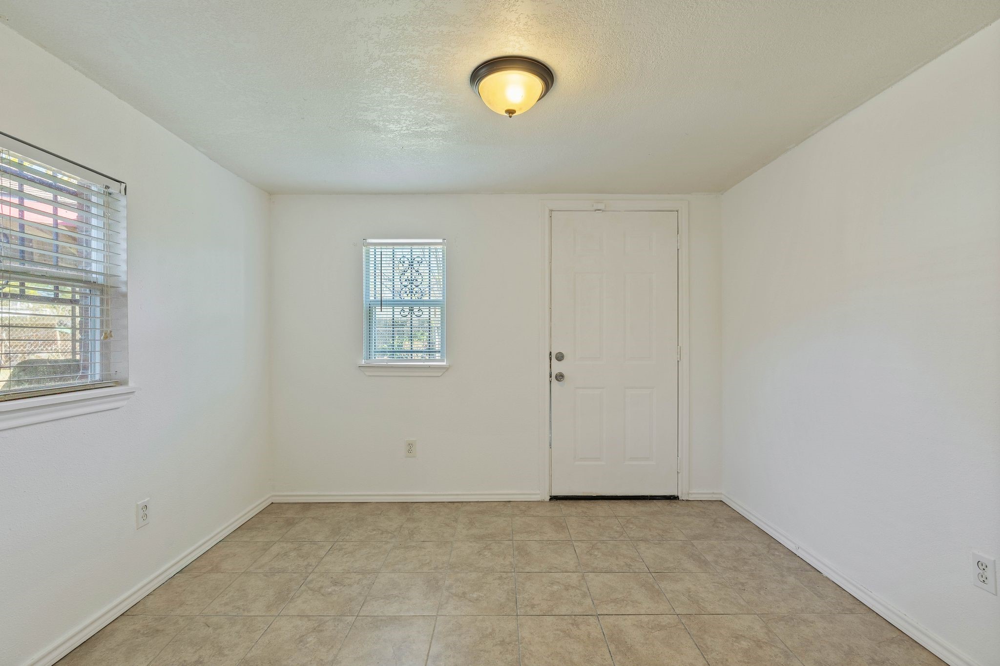 11050 Vailview Drive Houston, TX 77016 - Photo 12 of 20