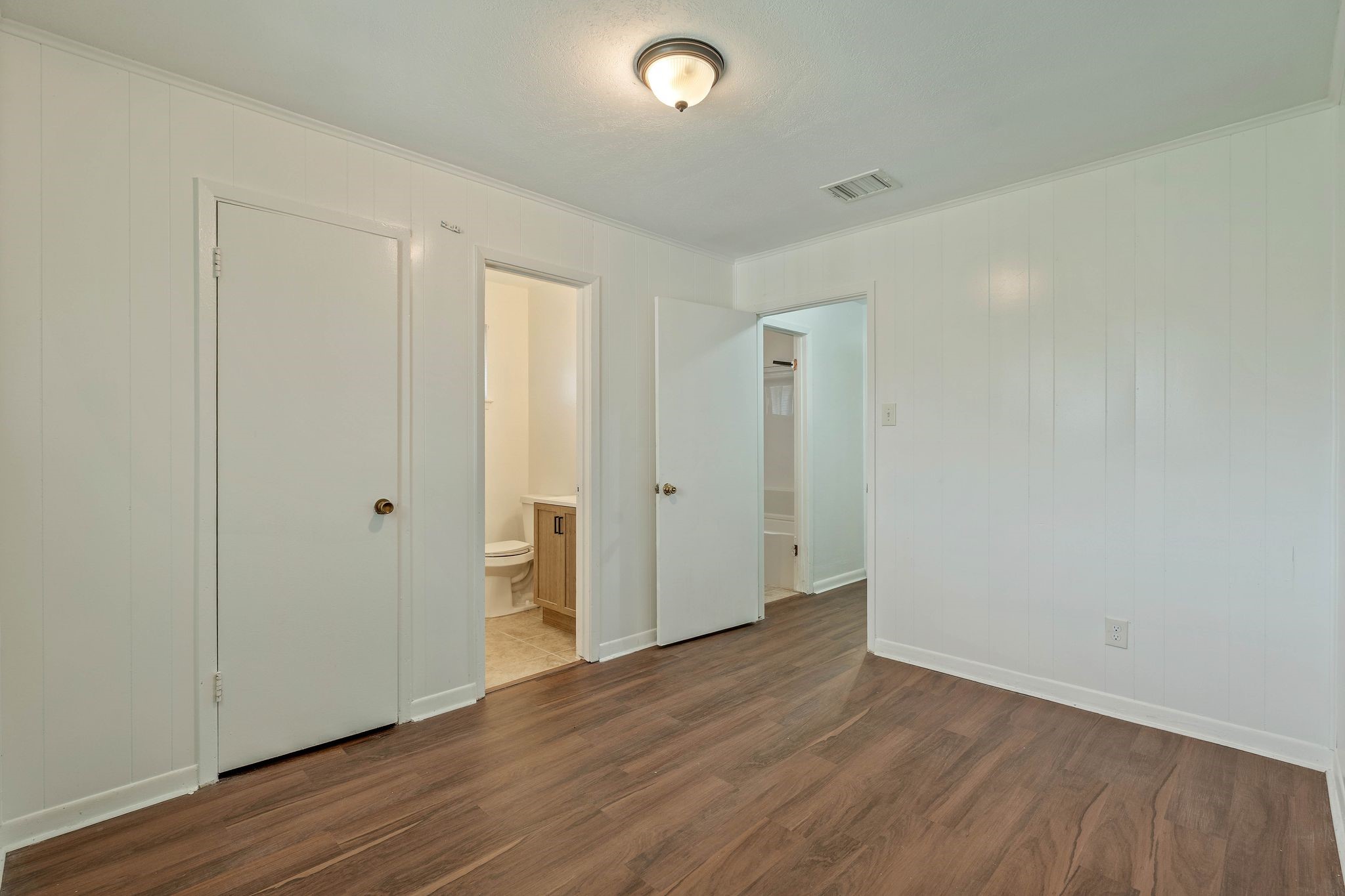 11050 Vailview Drive Houston, TX 77016 - Photo 14 of 20