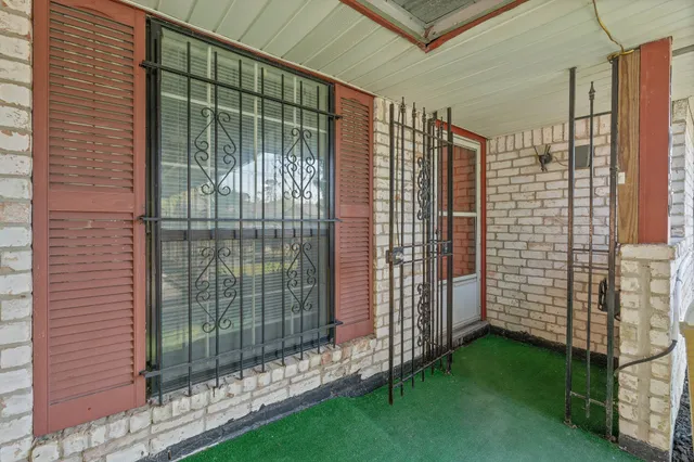 a view of outdoor space with backyard