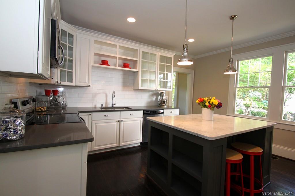 320 Grandin Road Charlotte, NC 28208 - Photo 12 of 20 Gallery Image 12