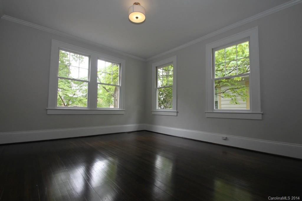 320 Grandin Road Charlotte, NC 28208 - Photo 15 of 20 Gallery Image 15