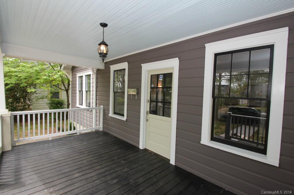 320 Grandin Road Charlotte, NC 28208 - Photo 4 of 20 Gallery Image 4