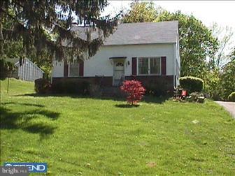 722 Sugars Bridge Road West Chester, PA 19382 - Photo 2 of 5 Gallery Image 2