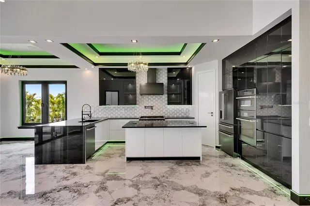 $1,449,000 | 6526 Simone Shores Circle, Apollo Beach, FL 33572